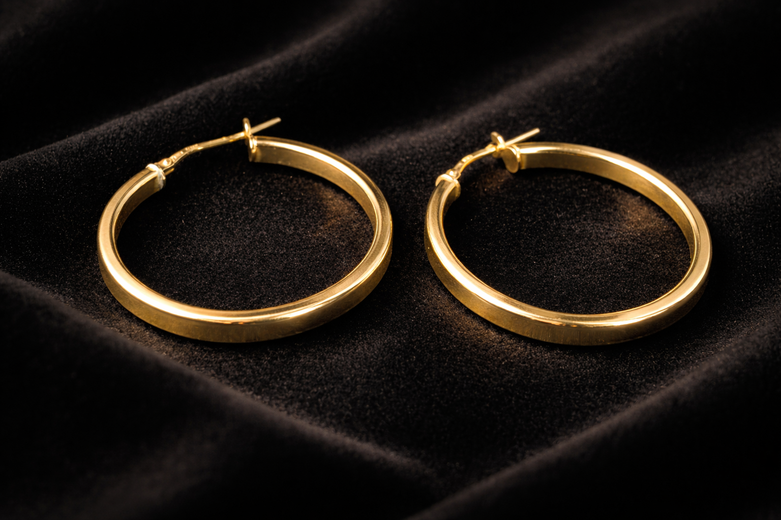 Gorgeous Hoop Earrings Women 925 pure Silver ewelry in yellow gold looks